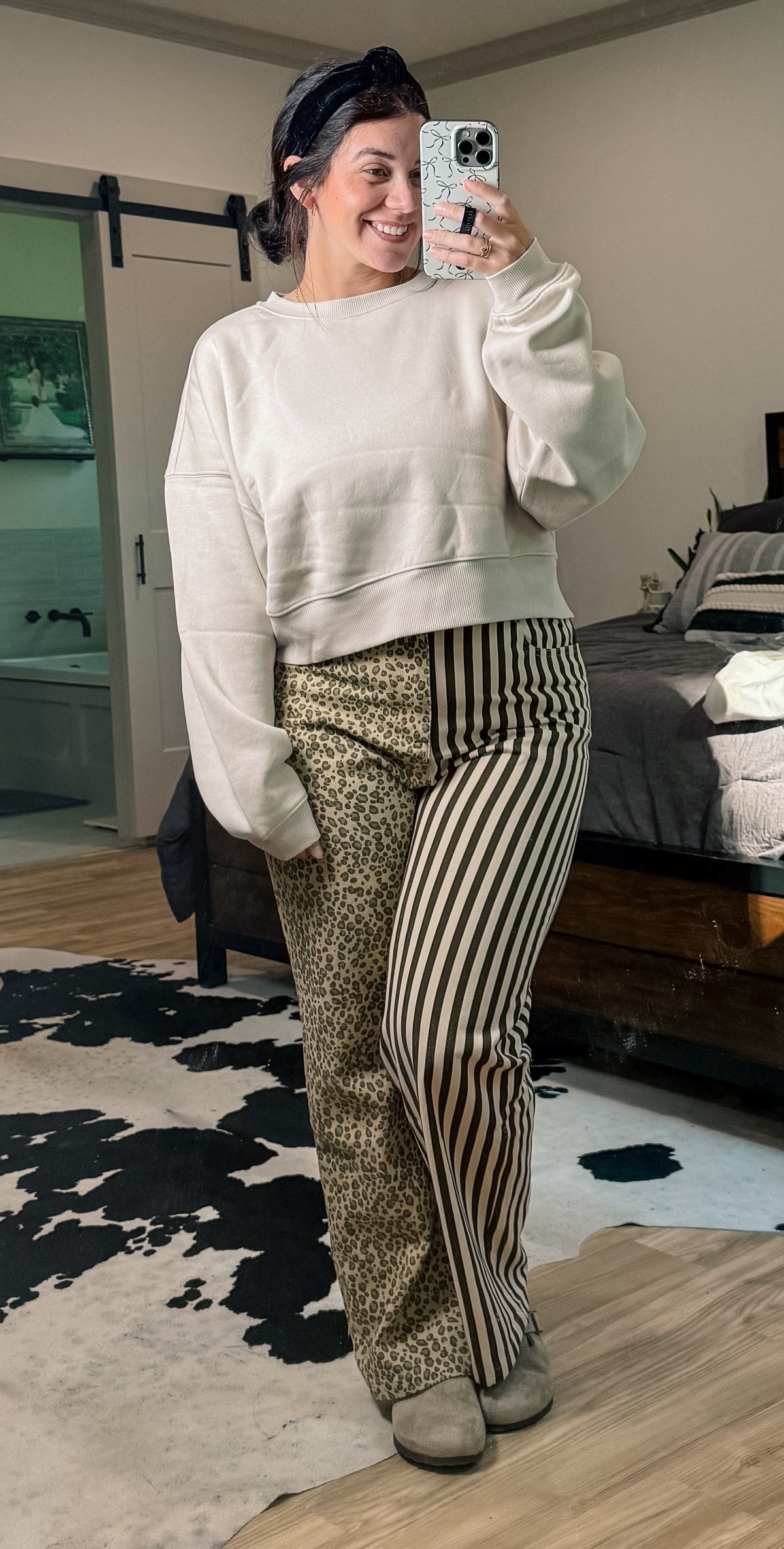 Cropped Basic Sweatshirt